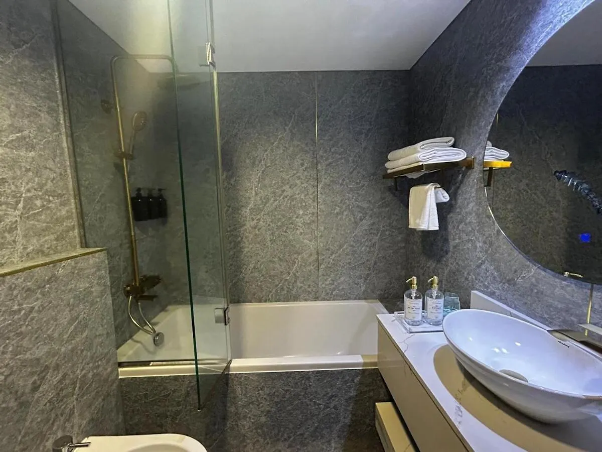 Apartment Movenpick Hotel - Laguna Tower -The Firefly Studio Dubai