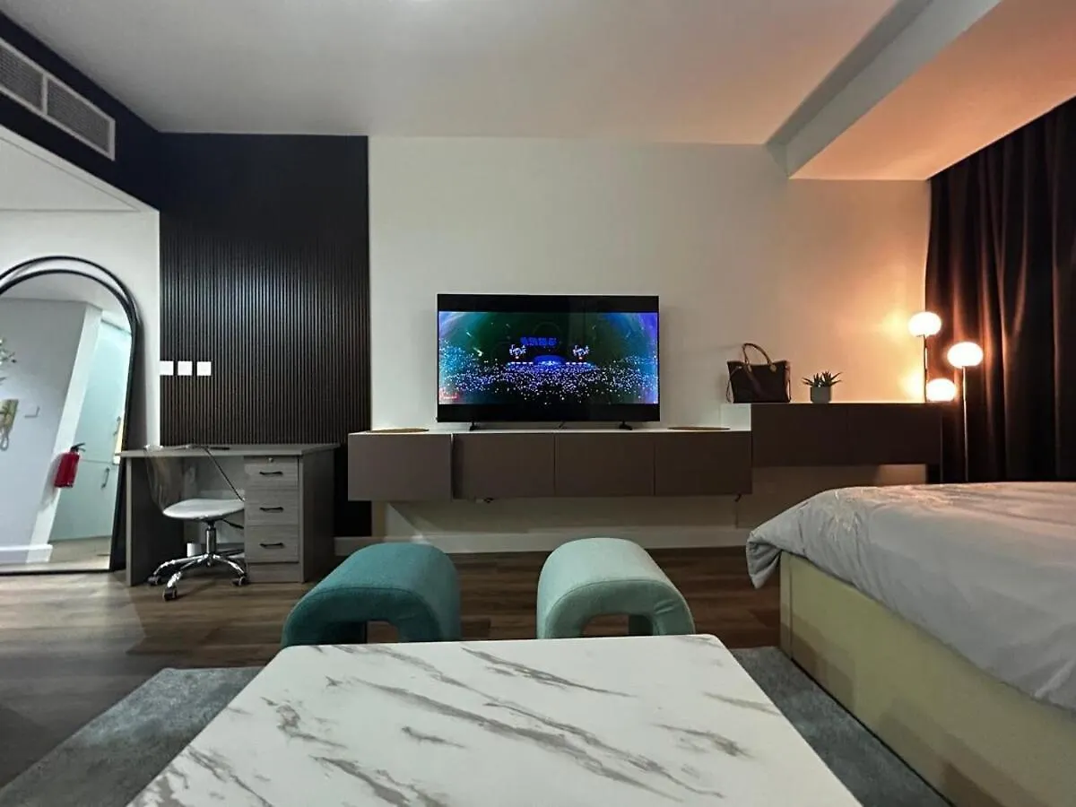 Apartment Movenpick Hotel - Laguna Tower -The Firefly Studio Dubai United Arab Emirates